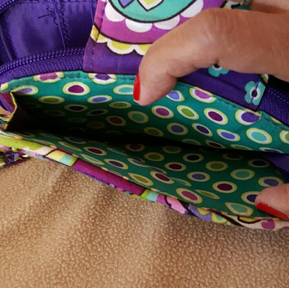 Small Vera Bradley wristlet - Picture 4 of 4